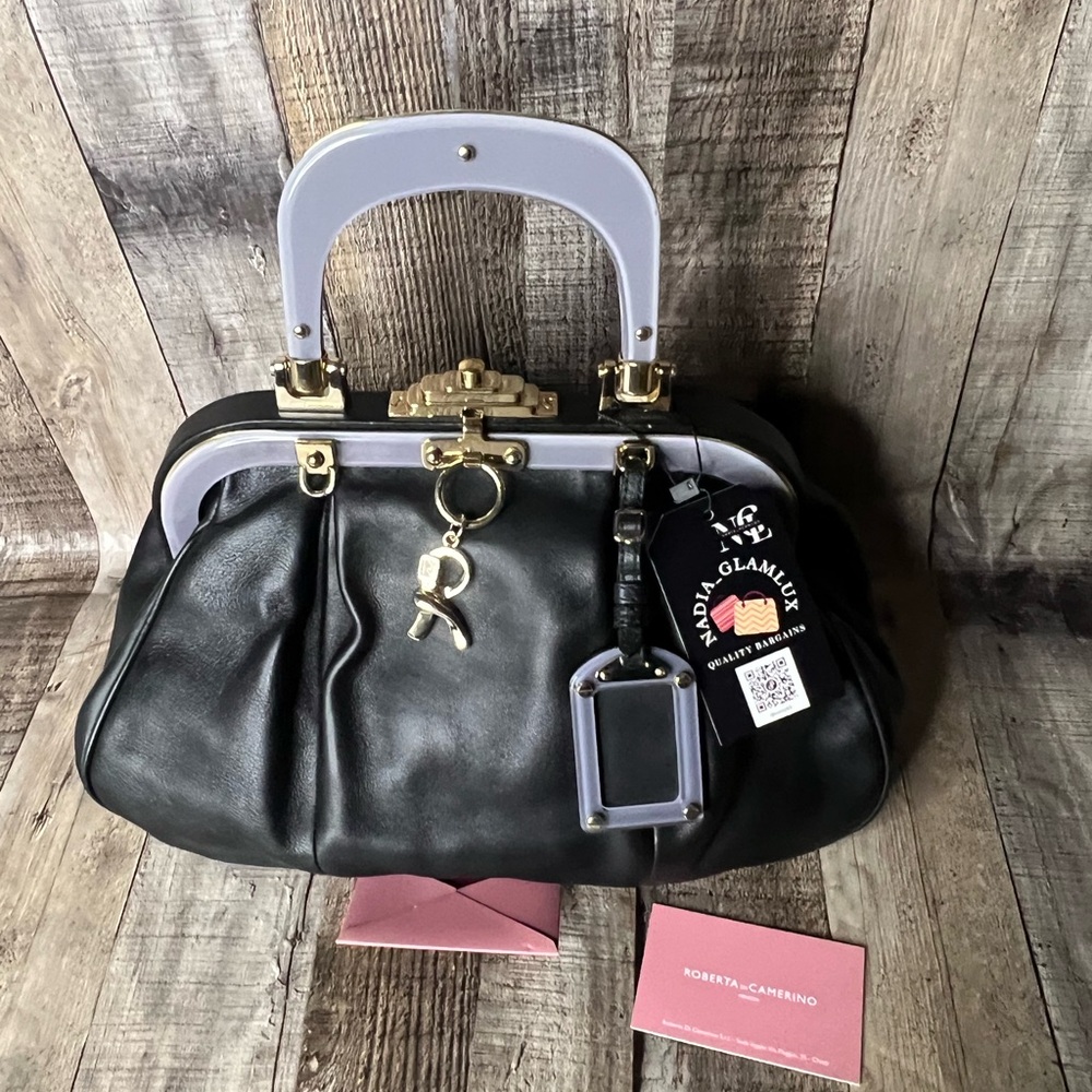 Roberta di Camerino Black Hobo Bag with Classic Design